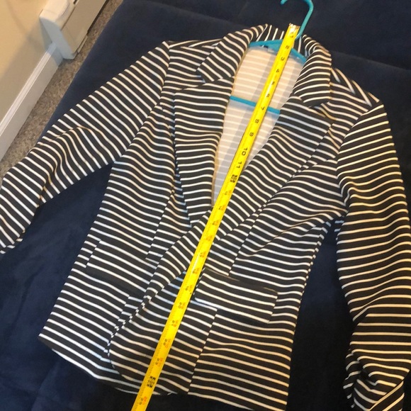 Blazer - Picture 2 of 3